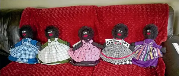  ?? SUPPLIED ?? Two Picton women selling homemade knitted golliwog dolls have been asked to stop after offending tourists.