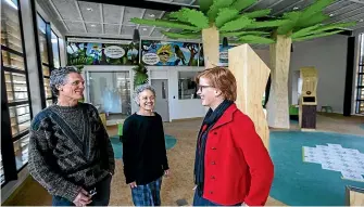  ?? DAVID UNWIN/STUFF ?? Ma¯ori translator­s Ian Christense­n and Shirley Mullany, centre, along with content writer Nina Mercer are excited about their work in the new Wildbase Recovery centre.