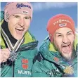  ?? FOTO: DPA ?? Die Skispringe­r Karl Geiger (l.) und Markus Eisenbichl­er jubeln.