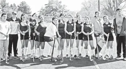  ??  ?? EL HOCKEY SIGUE tomando fuerza en la Provincia de Biobío, esta vez en el Colegio San Gabriel Arcángel.