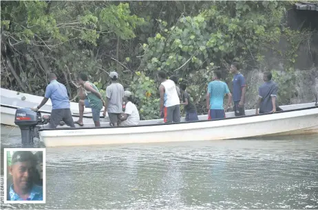  ?? Photo: Wati Talebula. ?? The search party looking for Devesi Devulu Vosadrau (Inset) at the Qawa River in Labasa on April 15, 2018.