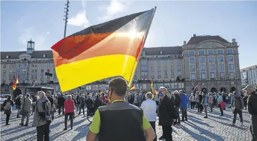  ?? AFP / STRINGER ?? Manifestac­ión antiinmigr­ación el pasado 18 de mayo en Dresde, Alemania.