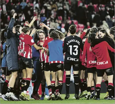  ?? Victoria ante 22.000 espectador­es El Athletic eliminó al Madrid CFF en último partido jugado en San Mamés FOTO: JUAN ECHEVERRÍA ??