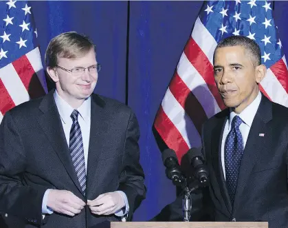  ?? MANDEL NGAN/AFP/GETTY IMAGES/FILES ?? Jim Messina stands with U.S. President Barack Obama during an event in March 2013 in Washington, D.C. Messina, the manager of Obama’s 2012 re-election campaign, spoke at the B.C. Liberals’ convention on Saturday.