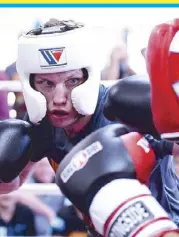  ?? MIGUEL DE GUZMAN/EPA ?? Manny Pacquiao (left) and Jeff Horn do separate workouts for their July 2 showdown.