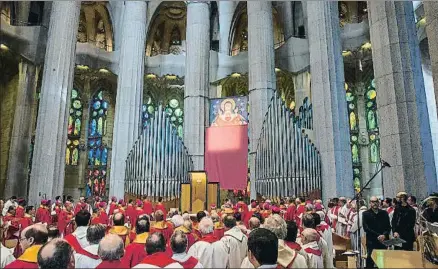  ?? . ?? En el acto de beatificac­ión participar­on 3.000 fieles y concelebra­ron 30 obispos y más de 300 curas