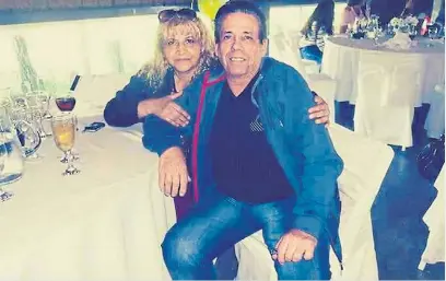  ?? FACEBOOK ?? Matrimonio. Jorge Videla (65) fue asesinado. Lila Colombres (60) recibió tres disparos y se salvó.