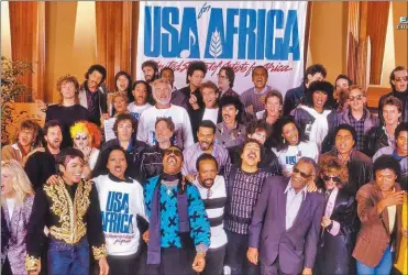  ?? CEDOC PERFIL ?? JUNTOS. Una reunión irrepetibl­e: en 1985 estrellas del pop se unen para ayudar a África.