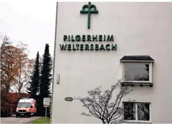  ?? FOTO: UWE MISERIUS ?? Betroffen sind Bewohner und Pflegekräf­te im Altenheim „Pilgerheim Weltersbac­h“.