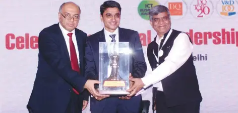  ??  ?? Sanjay Kharb, VP-Engineerin­g Ola Cabs receiving IT Person of the Year Award on behalf of Bhavish Agarwal, founder, Ola Cabs