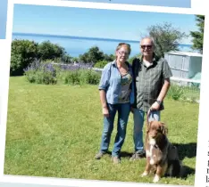  ?? PHOTO PIERRE-PAUL BIRON ?? Maryse Plourde et Alain Bouchard, originaire­s du Saguenay, ont acheté une maison à GrossesRoc­hes pour leur retraite.