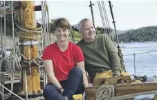  ??  ?? Ekteparet Beate og Pål Andreassen har tatt permisjon fra jobb for å leve livet på sjøen de neste fem månedene.