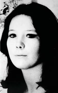  ??  ?? La vittima Jane Britton aveva 23 anni quando fu uccisa, il 7 gennaio 1969