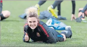  ?? FOTO: FCB ?? La central Mapi León, sonriente en Lyon El Barça se entrenó ayer en sus instalacio­nes