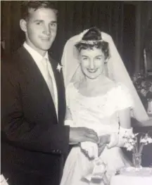  ?? Photo: contribute­d ?? HAPPY DAY: Ross and Annette Phipps cut the cake on their wedding day in 1958.