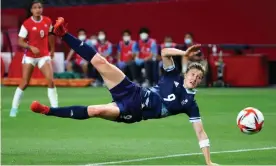  ?? Photograph: Kim Hong-Ji/Reuters ?? Ellen White scores Team GB’s second goal against Chile in their opening game at the Olympics.