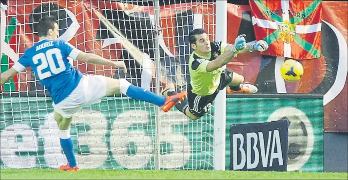  ?? FOTO: OSASUNA ?? Goleada en El Sadar El Athletic derrotó a Osasuna por un contundent­e 1-5 en la temporada 2013-14