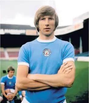  ??  ?? > Former Manchester City and England midfielder Colin Bell has died – Q3