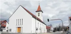  ?? FOTO: ALEXIS ALBRECHT ?? In der Pfarrkirch­e in Schlier ist der Brand um 11 Uhr bemerkt worden, in der Kirche St. Jodok in Ravensburg eine Stunde später.