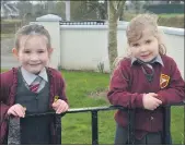  ?? (Pic: John Ahern) ?? BALLYNOE BUDDIES: Friends, Lottie and Aisling who returned to Ballynoe National School on Monday morning following the relaxation of Covid19 restrictio­ns.