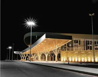  ??  ?? Aeroporto de Nacala (Moçambique), construído pela Odebrecht e entregue em 2014