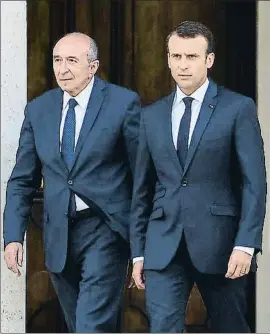  ?? ALBERTO PIZZOLI / AFP ?? La presencia de Collomb dio un plus de experienci­a en torno a Macron