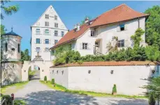  ?? ARCHIVFOTO: KARIN VOLZ ?? Nicht nur bei schönem Wetter ein tolles Ausflugszi­el: das Schloss Achberg.
