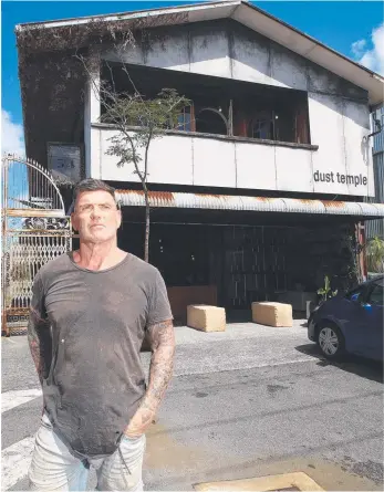  ?? ?? Dust Temple owner John Wilson is closing his much-loved Currumbin venue and selling the unique building. Picture: Glenn Hampson