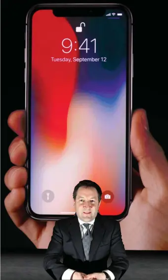  ??  ?? The Apple iPhone X at its 2017 launch and, inset, PCH founder Liam Casey