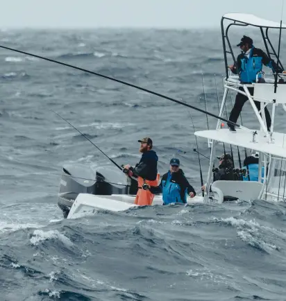  ??  ?? Rough conditions — like epic hangovers — can impact the effectiven­ess of captains and crew.