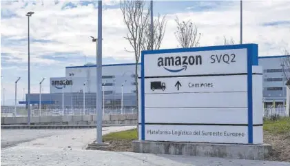  ?? S. GARCÍA ?? Centro logístico de Amazon en Badajoz.