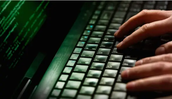  ?? — Photos: 123rf.com ?? Hackers tend to target employees to seek a digital foothold in corporatio­ns, nuclear plants, military units and other high-value facilities.