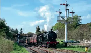  ?? ANDREW JEFFERY ?? On May 8, No. 65894 works the 2P15 Grosmont-Pickering on its first passenger train in normal service during 2022 after winter maintenanc­e.