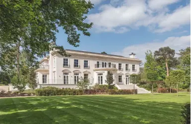  ??  ?? Hurstbourn­e on the Wentworth estate was sold to an Asian buyer for £25m Above: