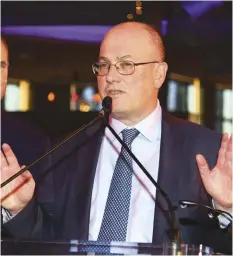  ?? DAVE KOTINSKY/GETTY IMAGES FOR LINCOLN CENTER ?? Point72 Asset Management and Gala Chair Steven A. Cohen speaks on stage the Lincoln Center Alternativ­e Investment Gala at The Rainbow Room on April 10, 2019 in New York City.