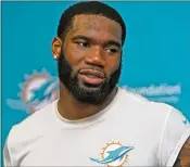  ?? DAVID SANTIAGO / MIAMI HERALD ?? Miami Dolphins cornerback Xavien Howard said he’s much quicker at reading offensive schemes than he was as a rookie and has a better understand­ing of how to study quarterbac­ks.