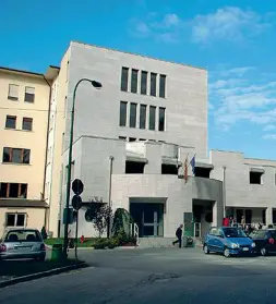  ??  ?? Il presidio L’ospedale di Asiago, dov’è stato riscontrat­o il nuovo «cluster»