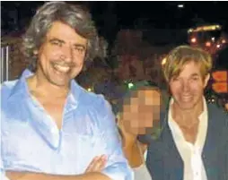  ??  ?? AMIGOS. Melazo y Burlando, en una cena de hace varios años. El abogado estuvo en uno de los cumpleaños del ex magistrado.