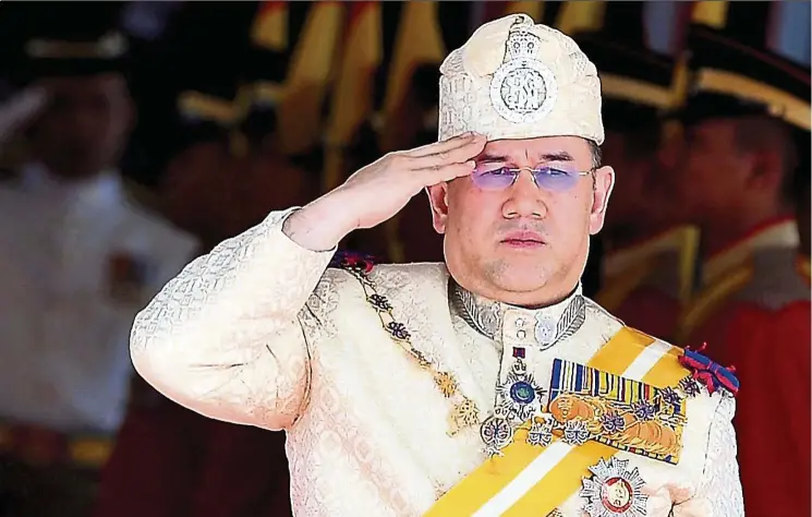  ?? — Bernama ?? Sultan of Kelantan Sultan Muhammad V ascended the throne in a solemn and tradition-rich ceremony as Malaysia’s 15th Yang di-Pertuan Agong.