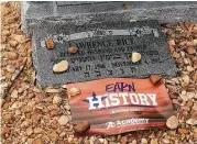  ?? Charles Rice ?? Charles Rice laid an “Earn History” flag at the Houston grave of his father, Larry, last weekend.