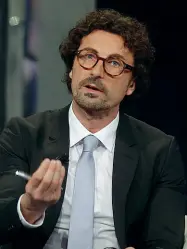  ??  ?? Il ministro dei Trasporti Danilo Toninelli