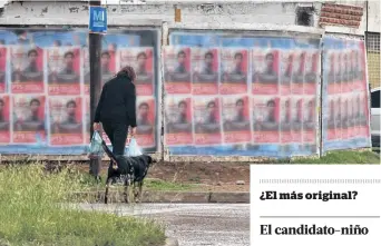  ?? ARCHIVO LA NUEVA. ?? Afiches callejeros, una opción que nunca pasa de moda a la hora de llamar la atención. El 9 de agosto serán las PASO.