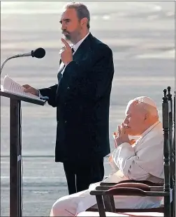  ?? PICTURE: AP PHOTO ?? STATESMAN: Pope John Paul II listens as Fidel Castro speaks during a welcoming ceremony in Havana in 1998 .