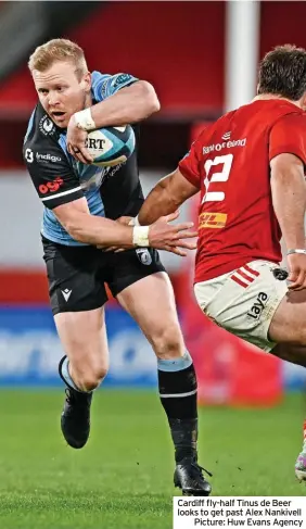  ?? ?? Cardiff fly-half Tinus de Beer looks to get past Alex Nankivell
Picture: Huw Evans Agency