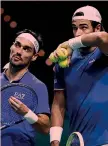  ?? ?? Fuori Fabio Fognini, 35 anni, e Matteo Berrettini, 26, nel doppio perso contro i canadesi Pospisil e Auger-Aliassime, che ha deciso la semifinale di Coppa Davis