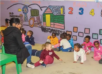  ??  ?? BIG HELP: As part of HeartFm’s #16DaysForY­outh initiative, the Butterfly Kiddies ECD in Langebaan received a brand new TV stand and DVD to help them with visual learning materials.