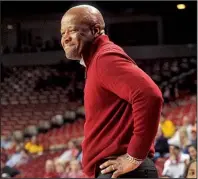  ?? NWA Democrat-Gazette/MICHAEL WOODS ?? Arkansas Coach Mike Anderson’s decision to leave Missouri after five seasons in 2011 still doesn’t sit well with many Tigers fans. Arkansas plays Missouri today in Columbia, Mo.