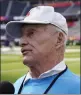  ?? MARCIO JOSE SANCHEZ — AP ?? Groundskee­per George Toma, now 94, has worked every Super Bowl since the inaugural title game in 1967.