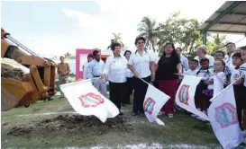  ?? JOSÉ LUIS TAPIA ?? Continúa el inicio de pavimentac­ión de calles en Tampico.