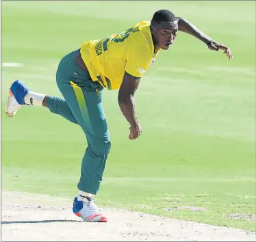  ?? Picture: GALLO IMAGES ?? CLASSY BOWLING: South Africa’s Lungi Ngidi took four wickets during their second T20 against Sri Lanka at the Wanderers Stadium in Johannesbu­rg yesterday